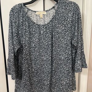 Michael Kors Designer Woman’s Blouse Black & White Flower Size Large EUC